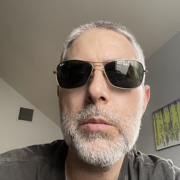 Classic Vintage 90s Ray Bans - Picture 5 of 16